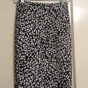 LulaRoe XS Cassie, NWOT, snow leopard!